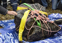 V Rusku našli dosud největší úlomek čeljabinského meteoritu