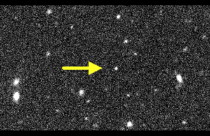 V774104