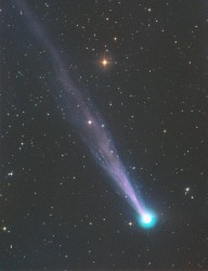 Objevené a znovuobjevené komety v říjnu 2015