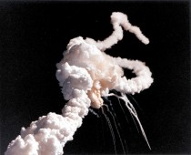 Havárie raketoplánu Challenger pohřbila naděje i sedm životů