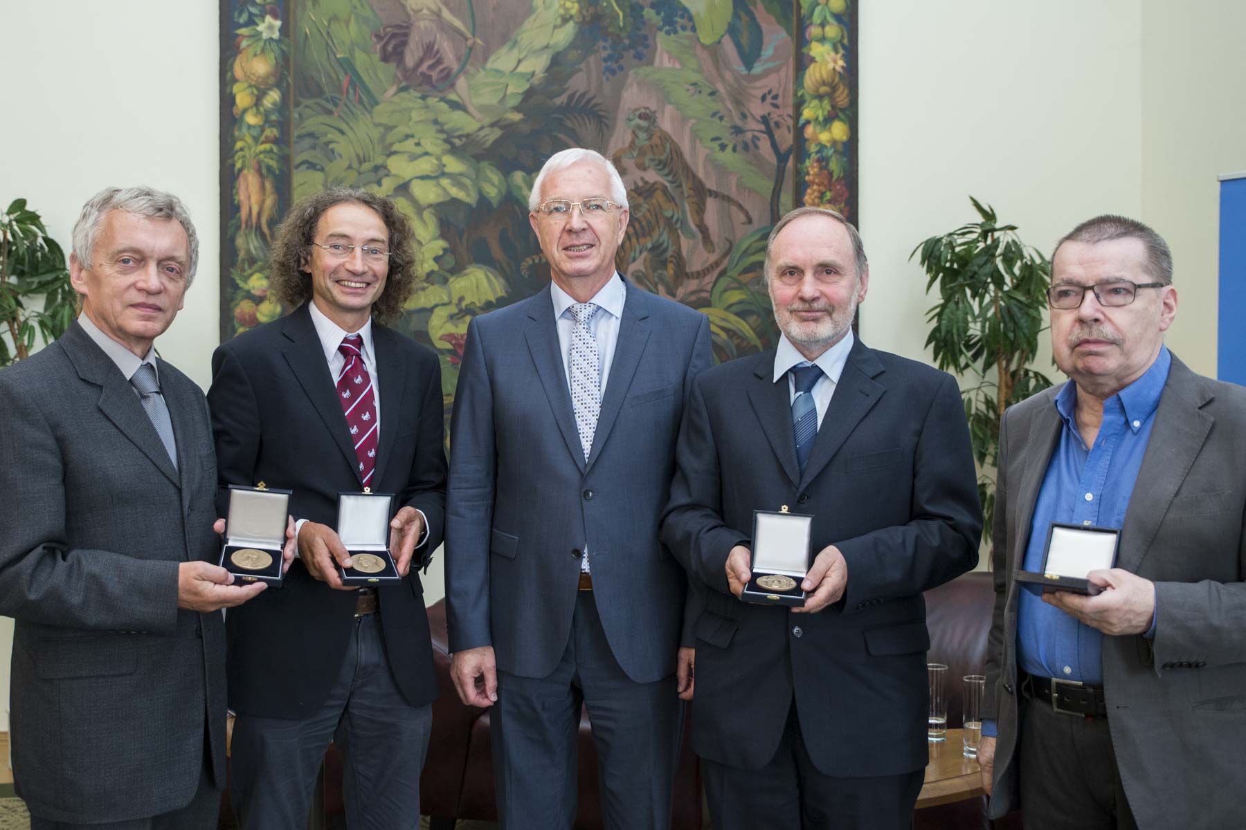 Čtyři vědci oceněni Akademií věd